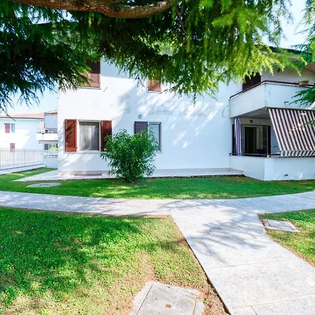 Wolf House - Peschiera - Jacuzzi Privata Διαμέρισμα *