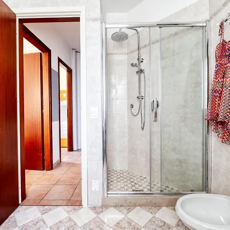 Wolf House - Peschiera - Jacuzzi Privata