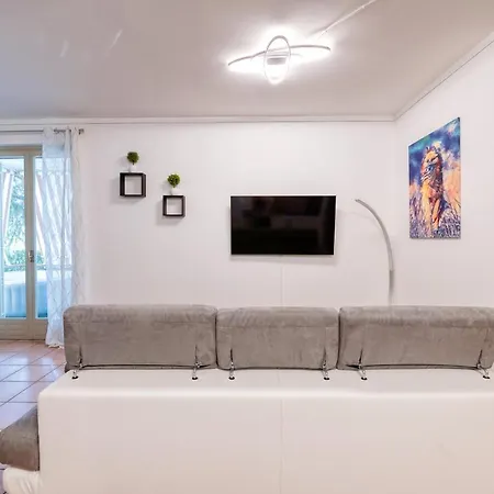 Wolf House - Peschiera - Jacuzzi Privata * Πεσκιέρα ντελ Γκάρντα