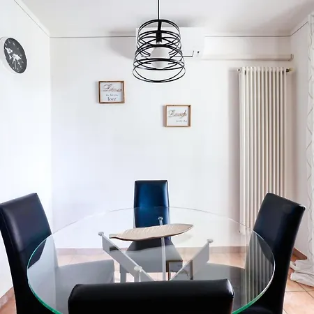 Wolf House - Peschiera Apartment Peschiera del Garda