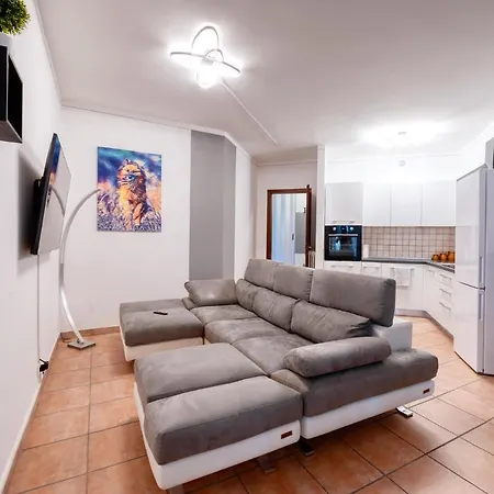 Wolf House - Peschiera - Jacuzzi Privata Πεσκιέρα ντελ Γκάρντα