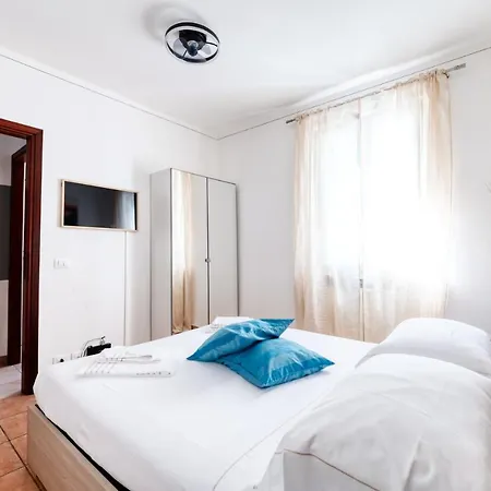 Wolf House - Peschiera - Jacuzzi Privata Peschiera del Garda