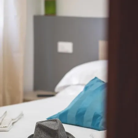 Apartment Wolf House - Peschiera - Jacuzzi Privata