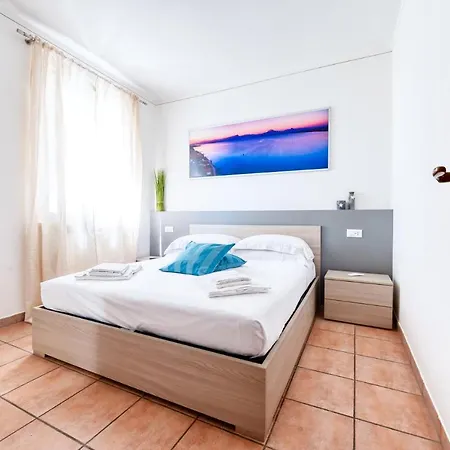Wolf House - Peschiera - Jacuzzi Privata Apartment Peschiera del Garda